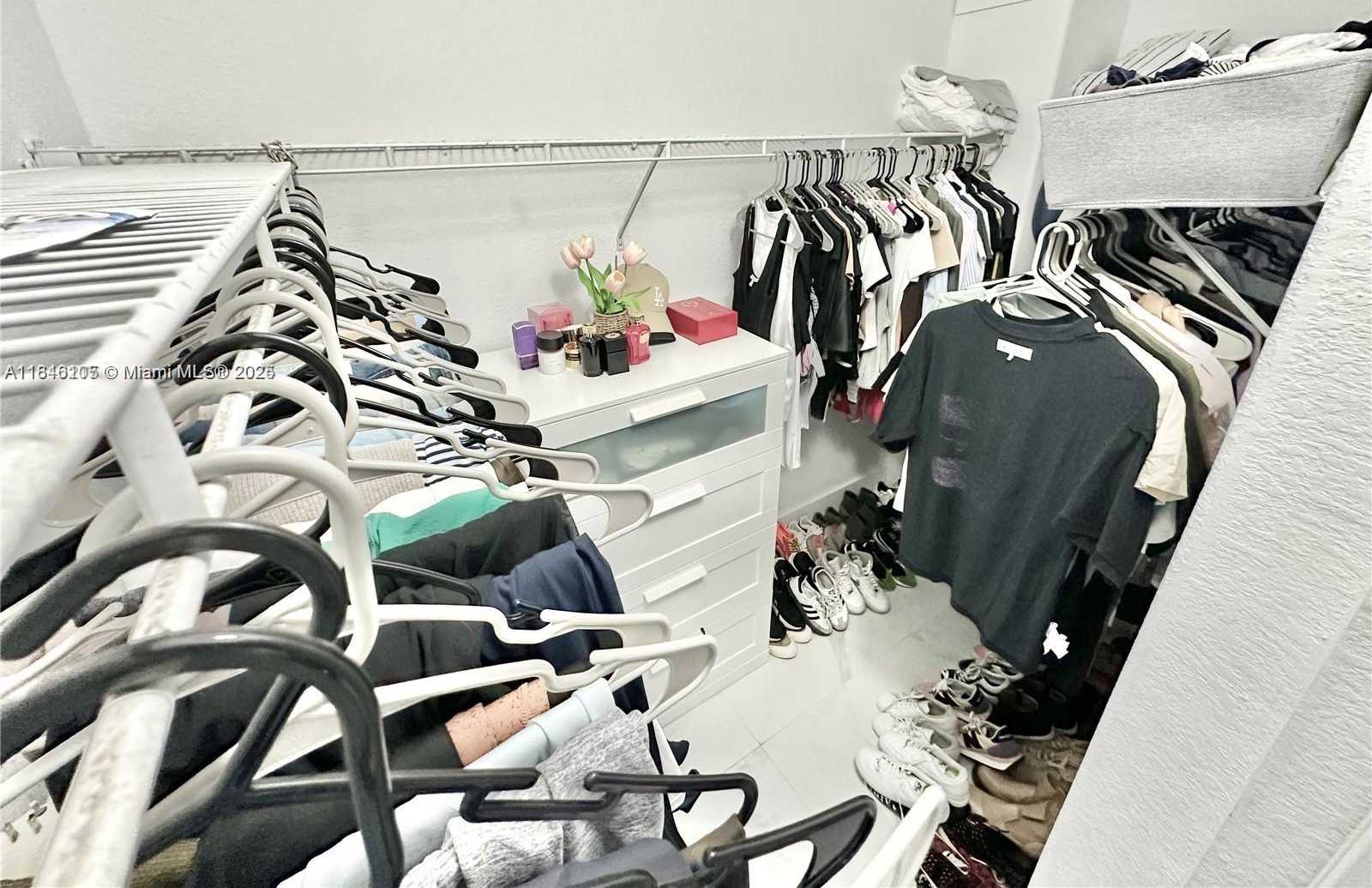 Small Image of 5620 NORTH WEST 107TH AVE #1504, Doral Number 23
