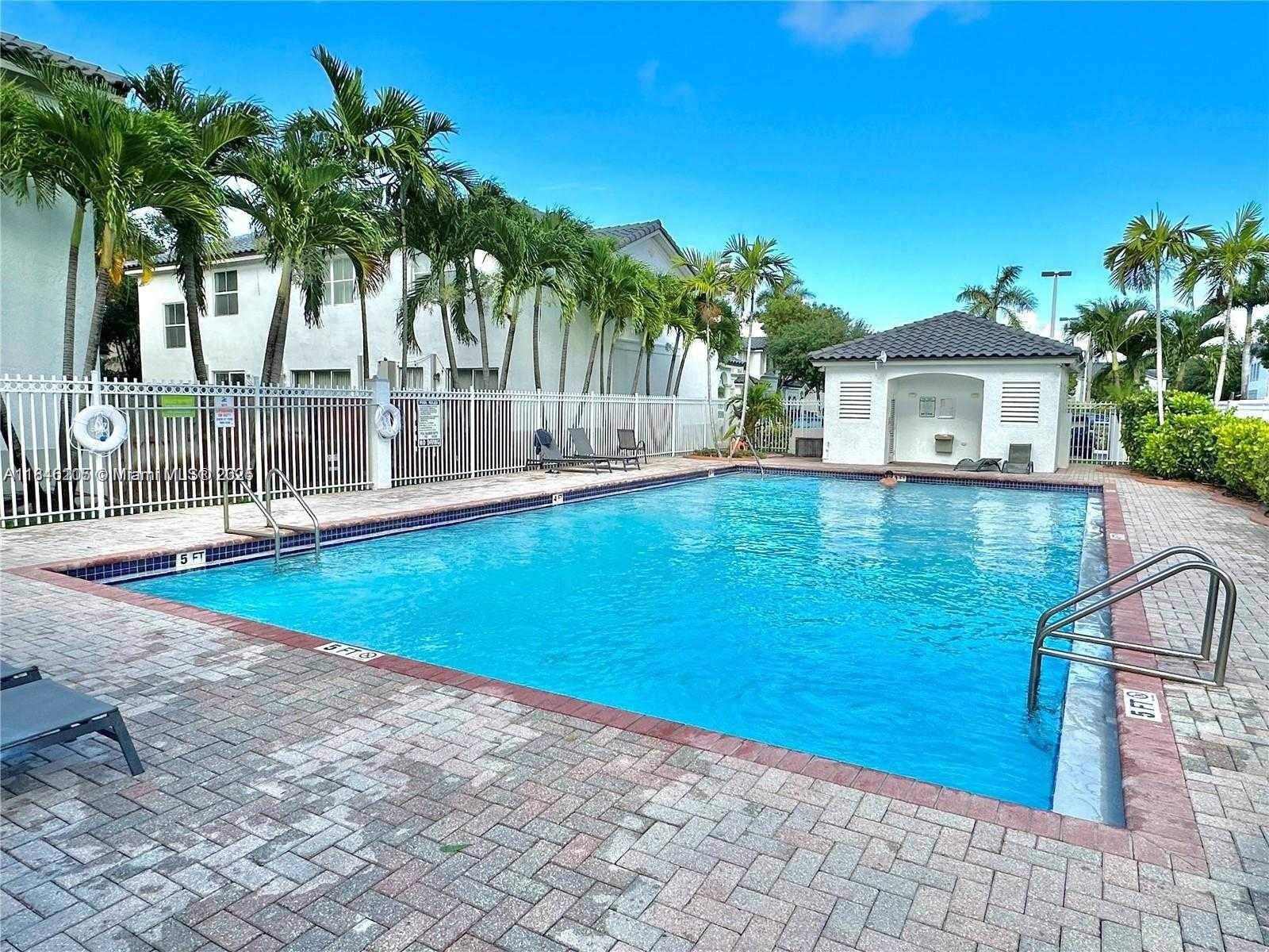 Small Image of 5620 NORTH WEST 107TH AVE #1504, Doral Number 32