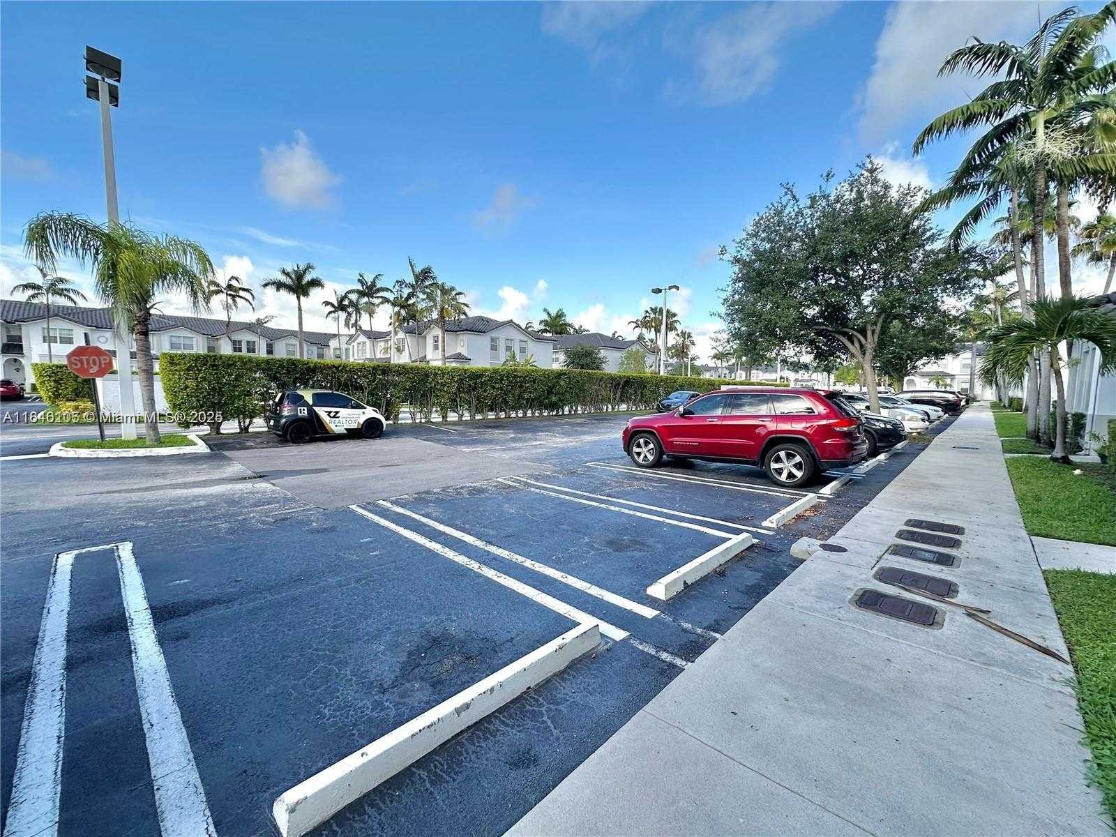 Small Image of 5620 NORTH WEST 107TH AVE #1504, Doral Number 35