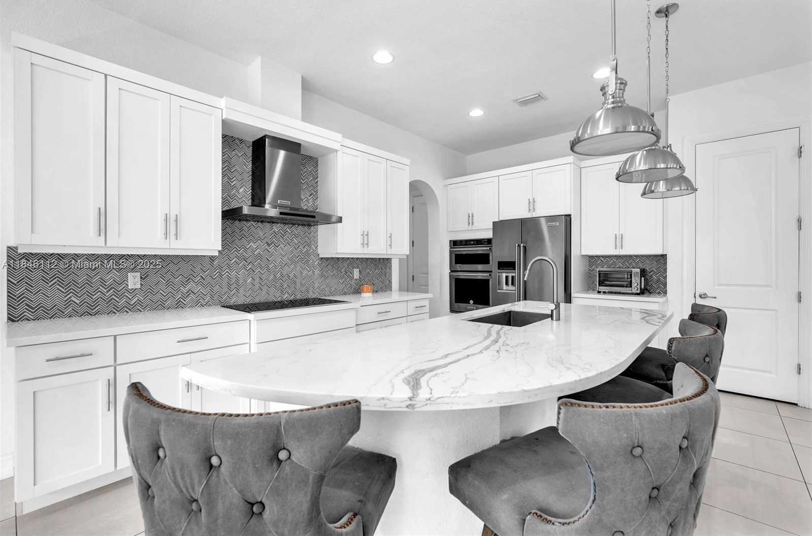 Small Image of 1052 SOUTH WEST 113TH WAY #1052, Pembroke Pines Number 11