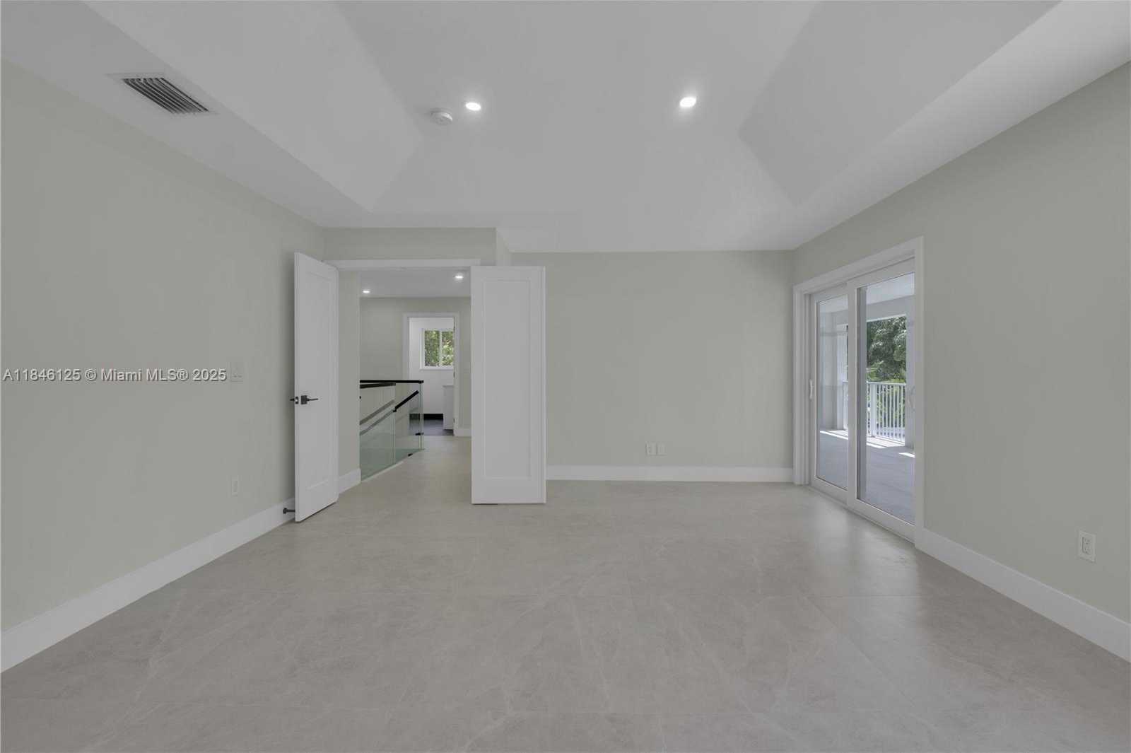 Small Image of 6498 NORTH WEST 113TH PL, Doral Number 24