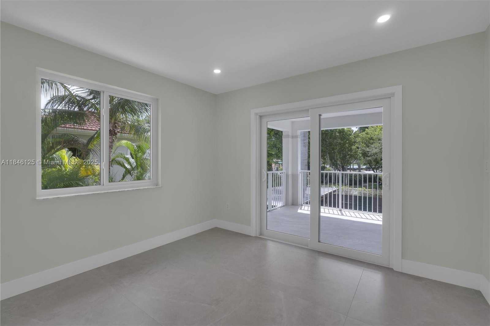 Small Image of 6498 NORTH WEST 113TH PL, Doral Number 25