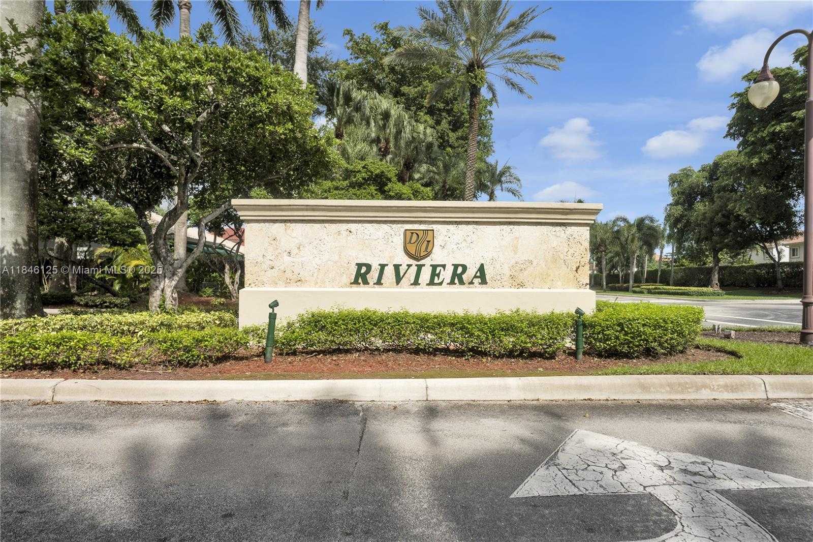 Small Image of 6498 NORTH WEST 113TH PL, Doral Number 42