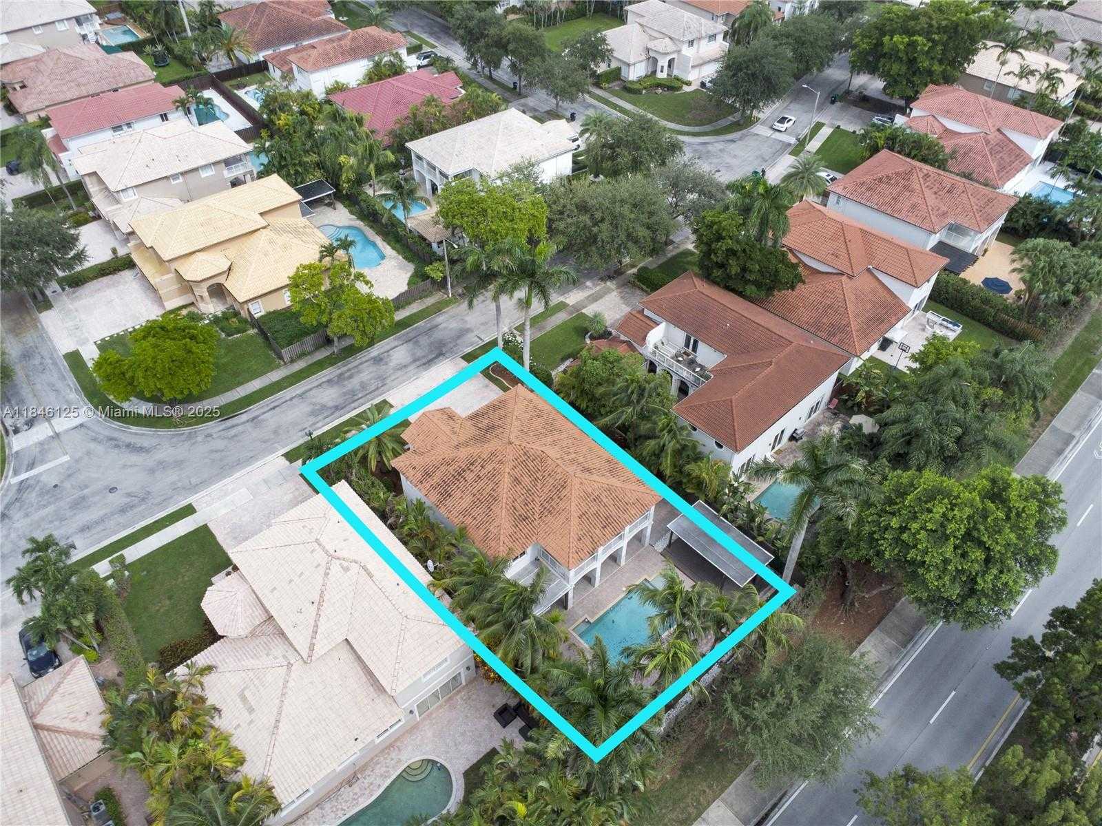 Small Image of 6498 NORTH WEST 113TH PL, Doral Number 43