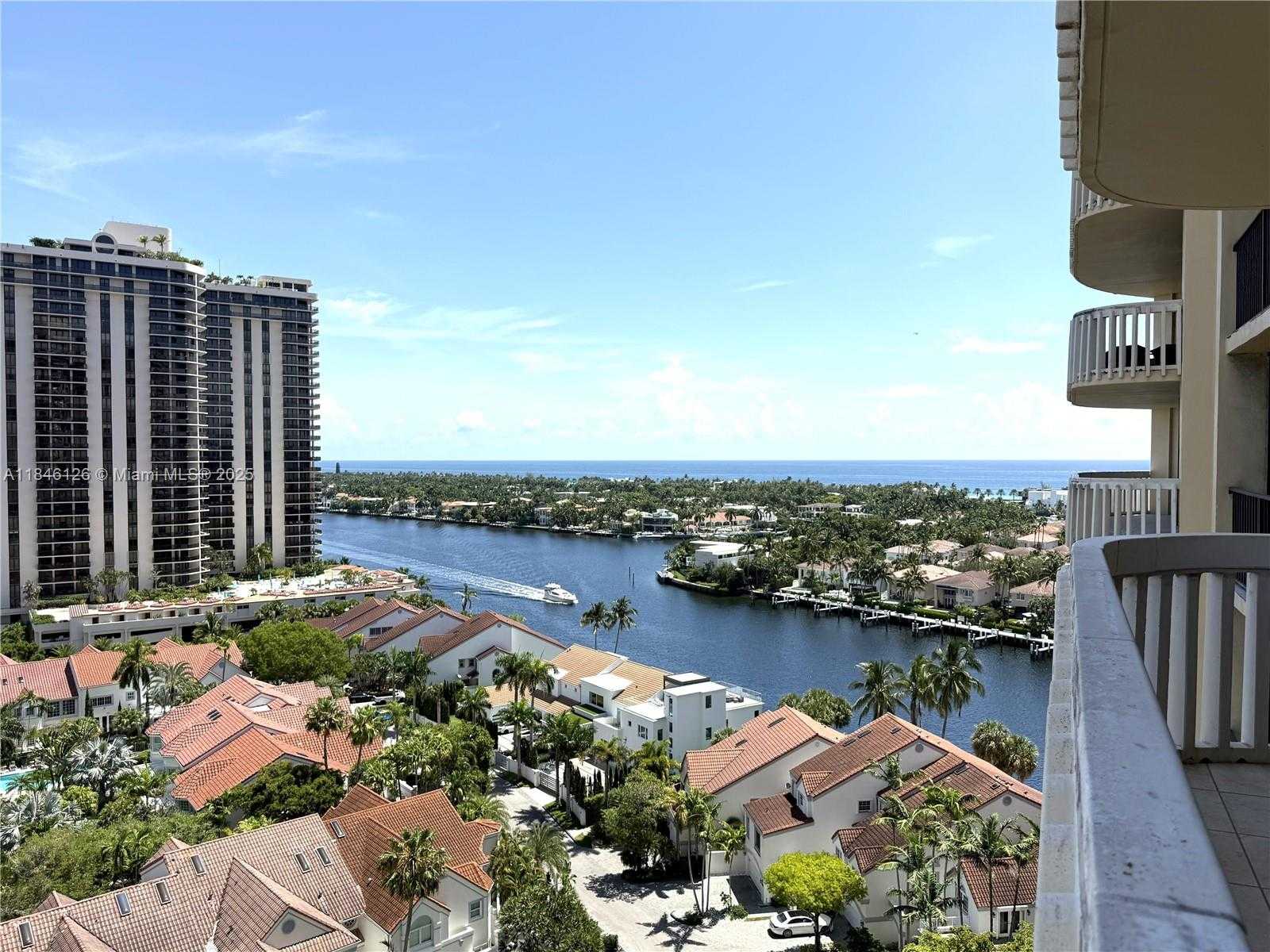 Small Image of 19355 TURNBERRY WAY #12C, Aventura Number 26