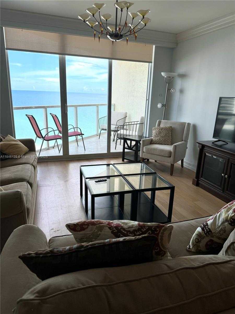 Small Image of 16699 COLLINS AVE #1504, Sunny Isles Beach Number 4