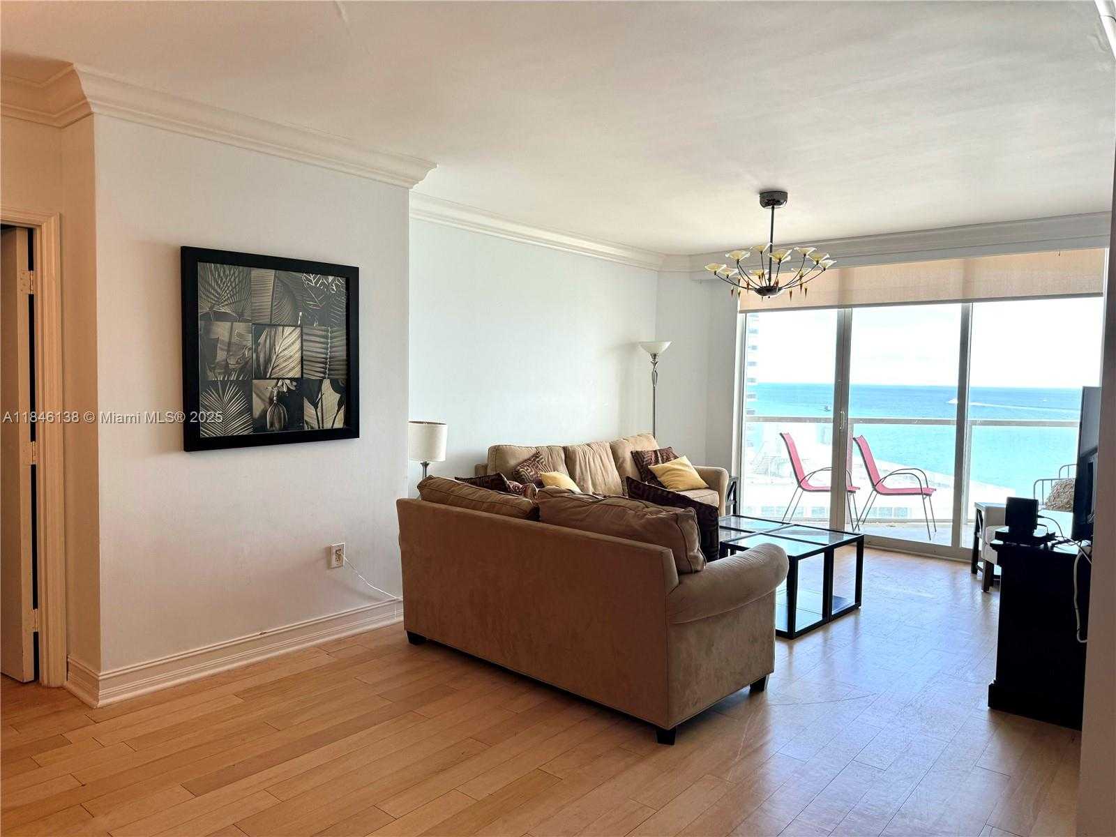 Small Image of 16699 COLLINS AVE #1504, Sunny Isles Beach Number 6