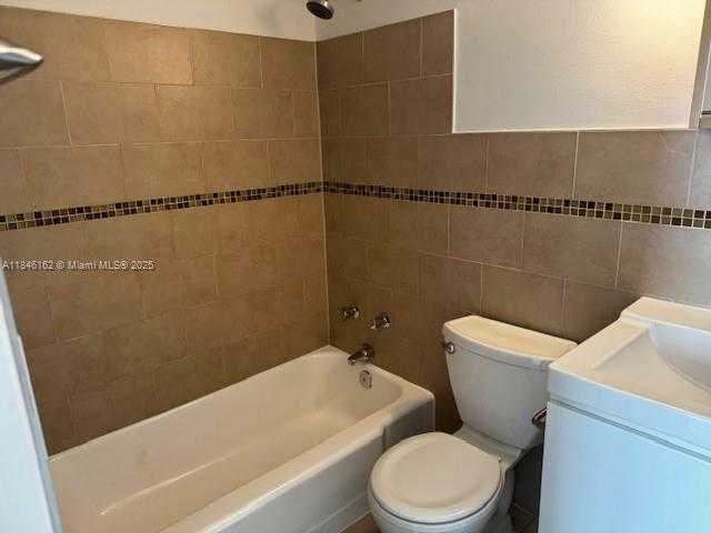 Small Image of 9100 WEST BAY HARBOR DR #7A, Bay Harbor Islands Number 27
