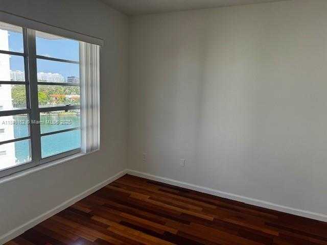 Small Image of 9100 WEST BAY HARBOR DR #7A, Bay Harbor Islands Number 37