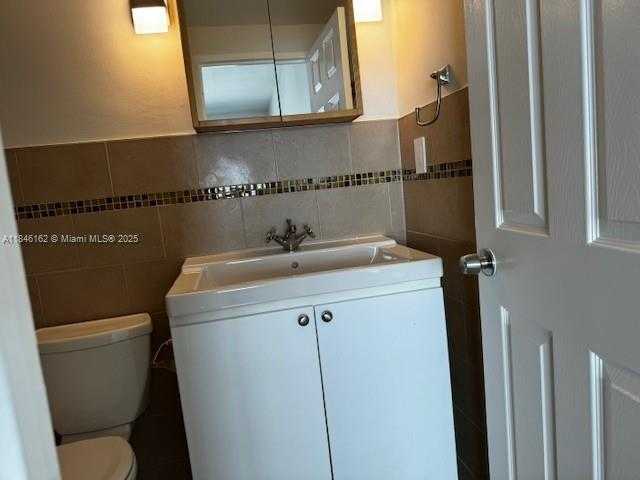 Small Image of 9100 WEST BAY HARBOR DR #7A, Bay Harbor Islands Number 38