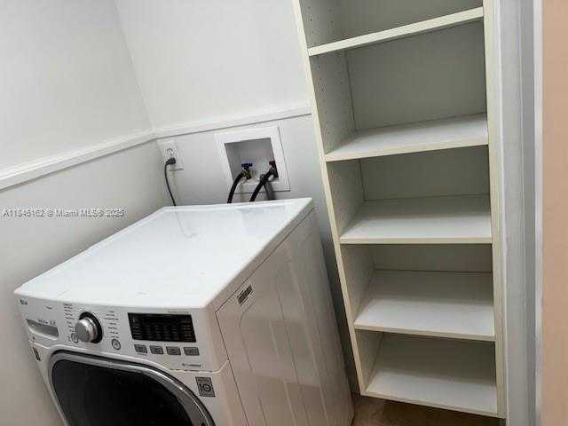 Small Image of 9100 WEST BAY HARBOR DR #7A, Bay Harbor Islands Number 43