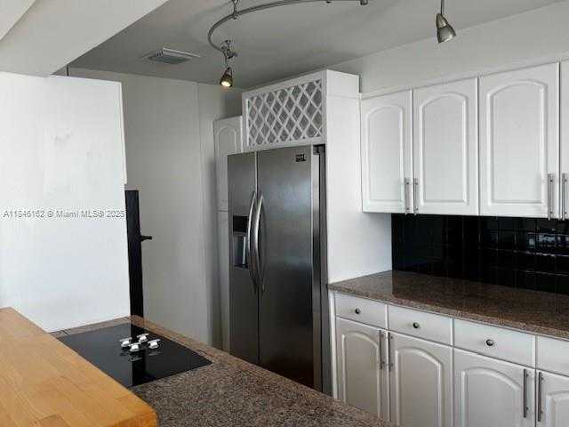 Small Image of 9100 WEST BAY HARBOR DR #7A, Bay Harbor Islands Number 47