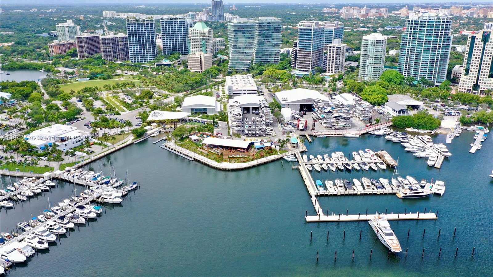 Small Image of 2490 TRAPP AVE, Miami Number 36