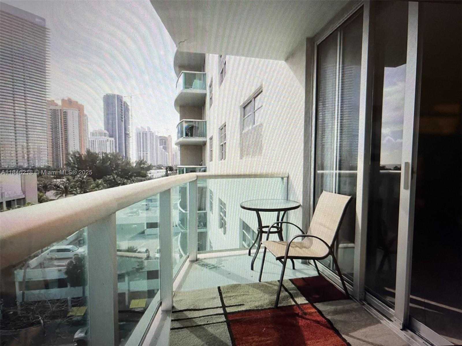 Small Image of 19370 COLLINS #705, Sunny Isles Beach Number 14