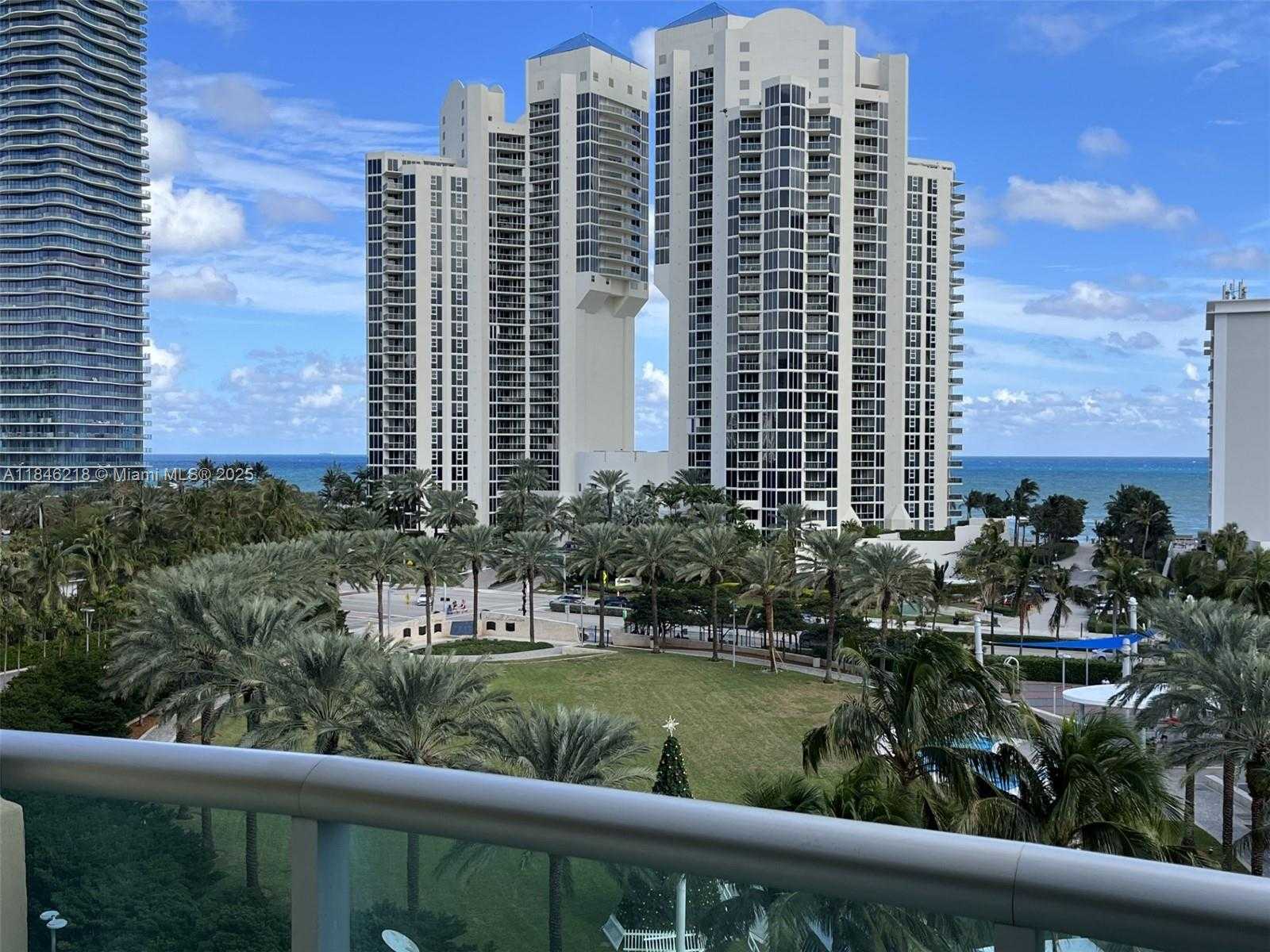 Small Image of 19370 COLLINS #705, Sunny Isles Beach Number 17