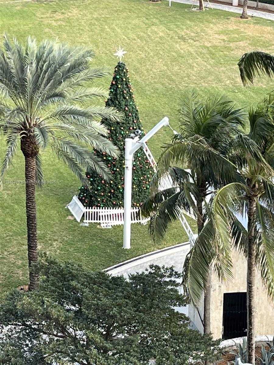 Small Image of 19370 COLLINS #705, Sunny Isles Beach Number 18