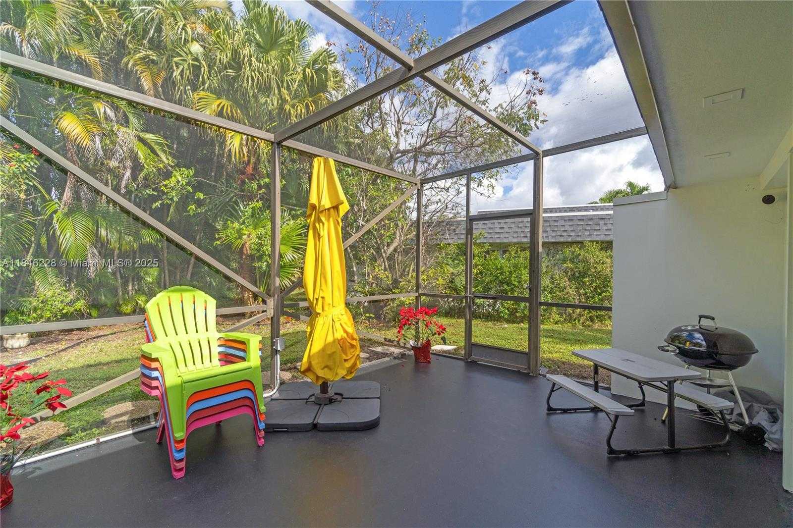 Small Image of 5601 WHITE CEDAR LN, Tamarac Number 23