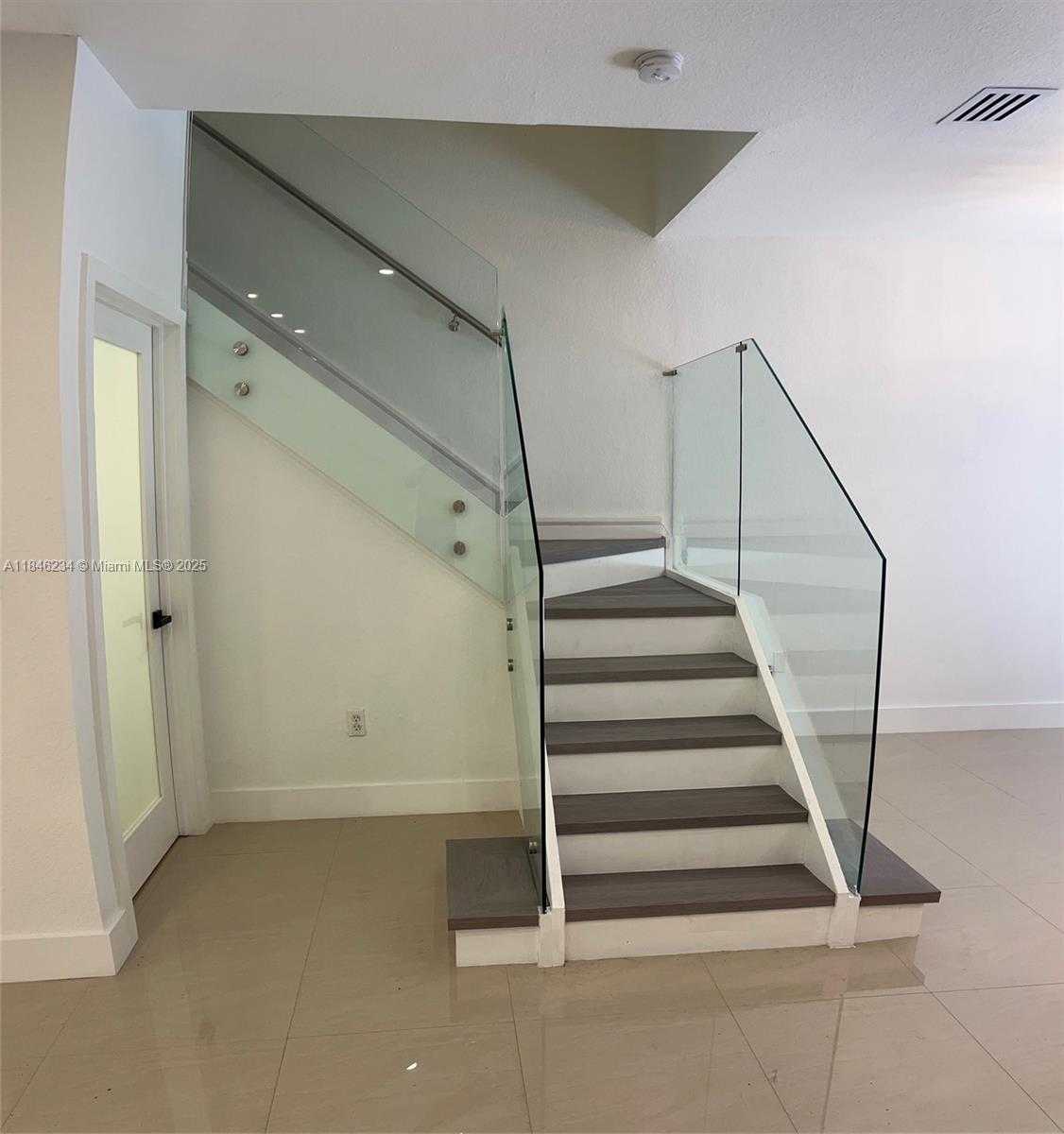 Small Image of 12562 SOUTH WEST 125TH TER, Miami Number 23
