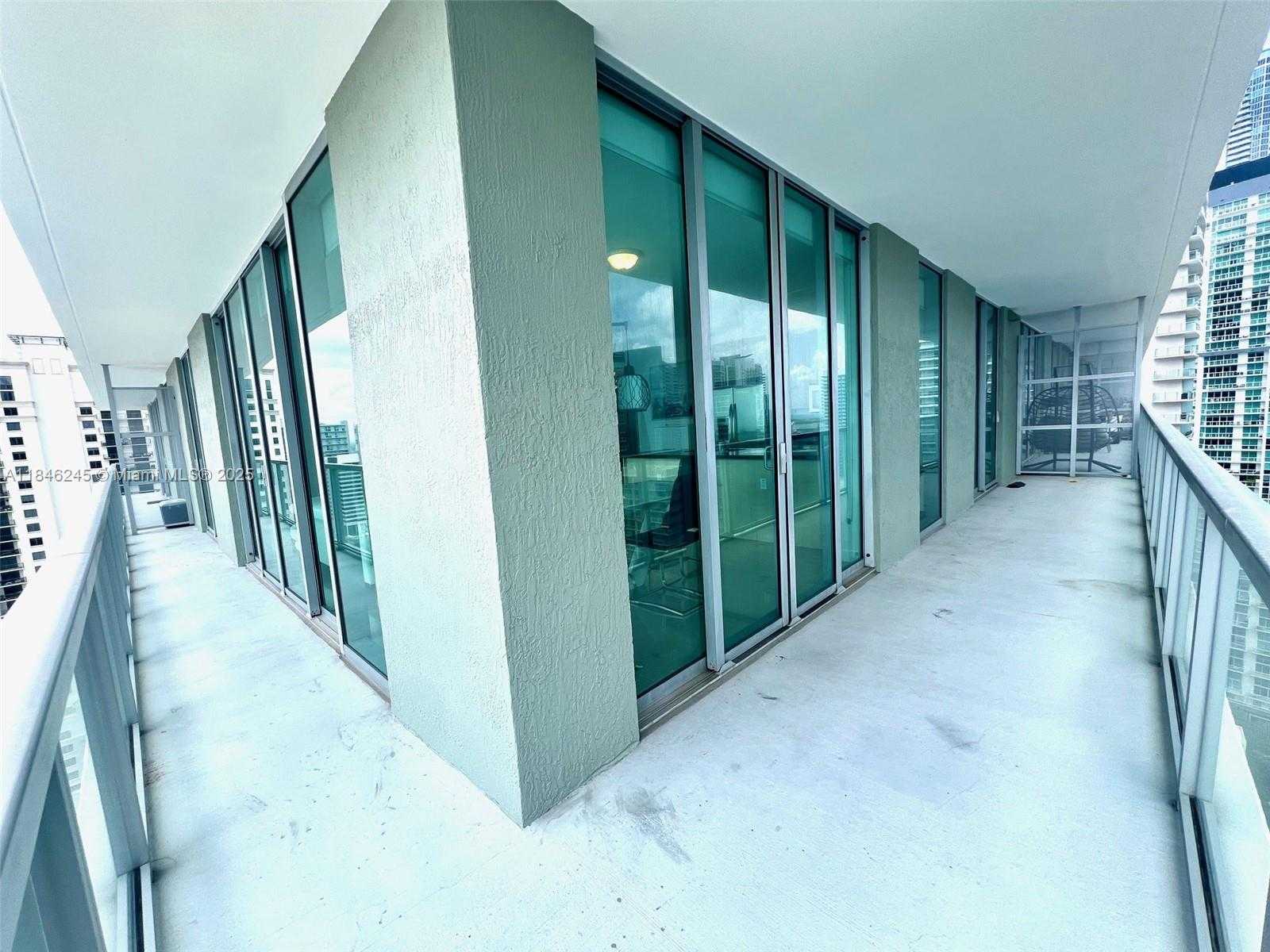 Small Image of 1111 SOUTH WEST 1ST AVE #3214, Miami Number 14