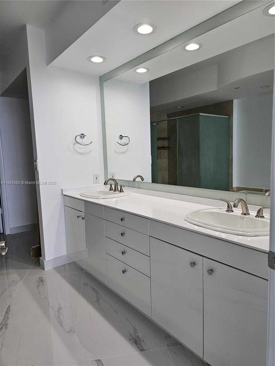 Small Image of 19111 COLLINS AVE #2906, Sunny Isles Beach Number 48