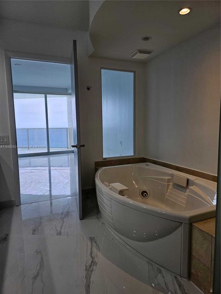 Small Image of 19111 COLLINS AVE #2906, Sunny Isles Beach Number 50