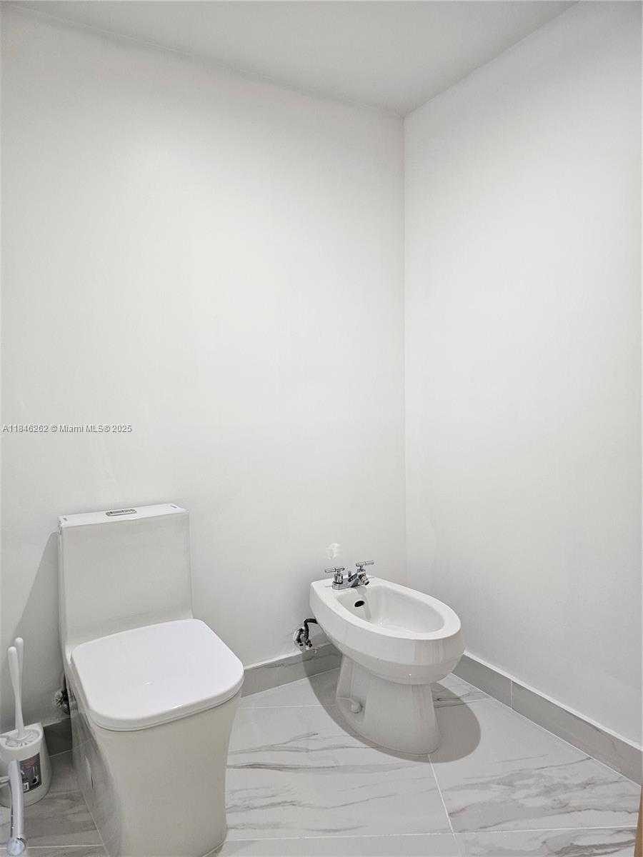 Small Image of 19111 COLLINS AVE #2906, Sunny Isles Beach Number 51