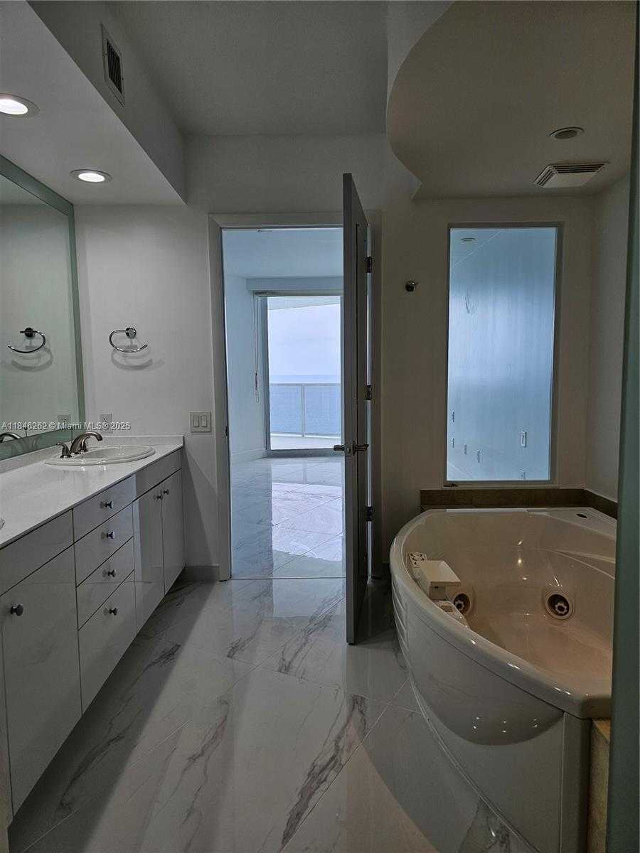Small Image of 19111 COLLINS AVE #2906, Sunny Isles Beach Number 53