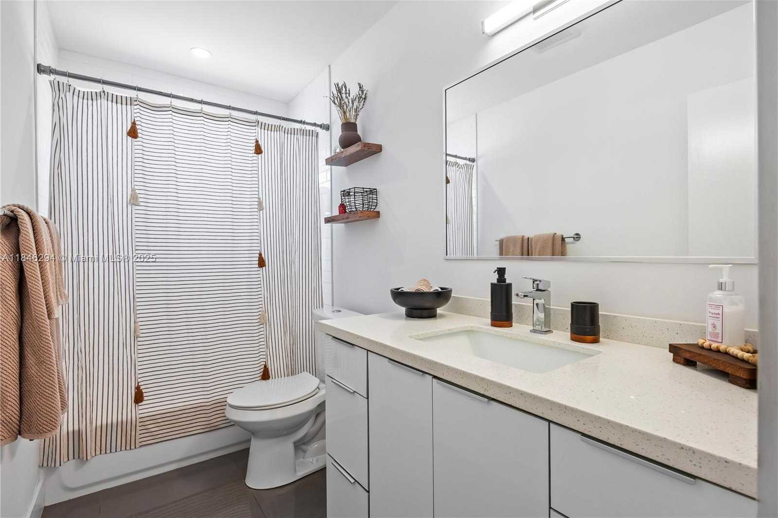 Small Image of 13800 SOUTH WEST 78TH PL #13800, Palmetto Bay Number 12