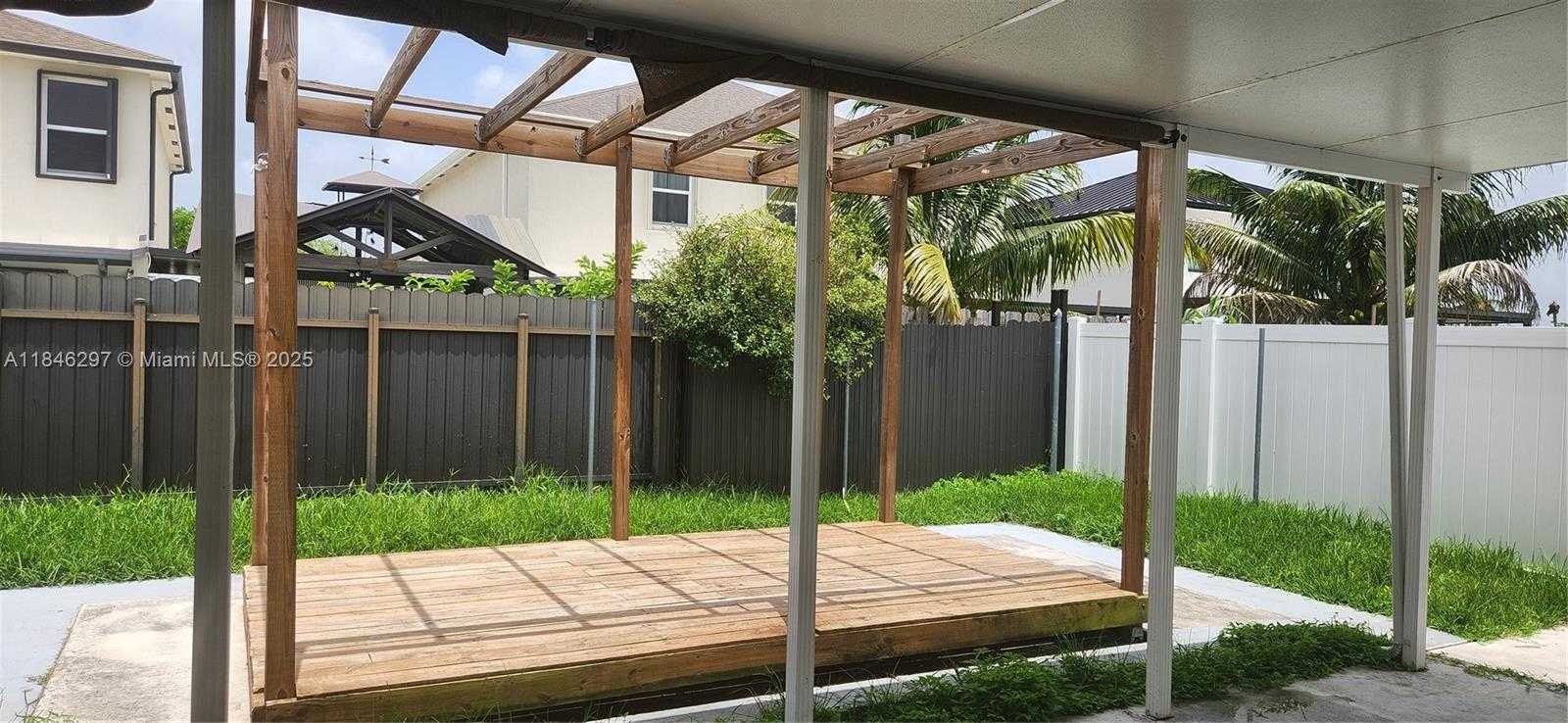 Small Image of 22912 SOUTH WEST 115TH CT, Miami Number 12