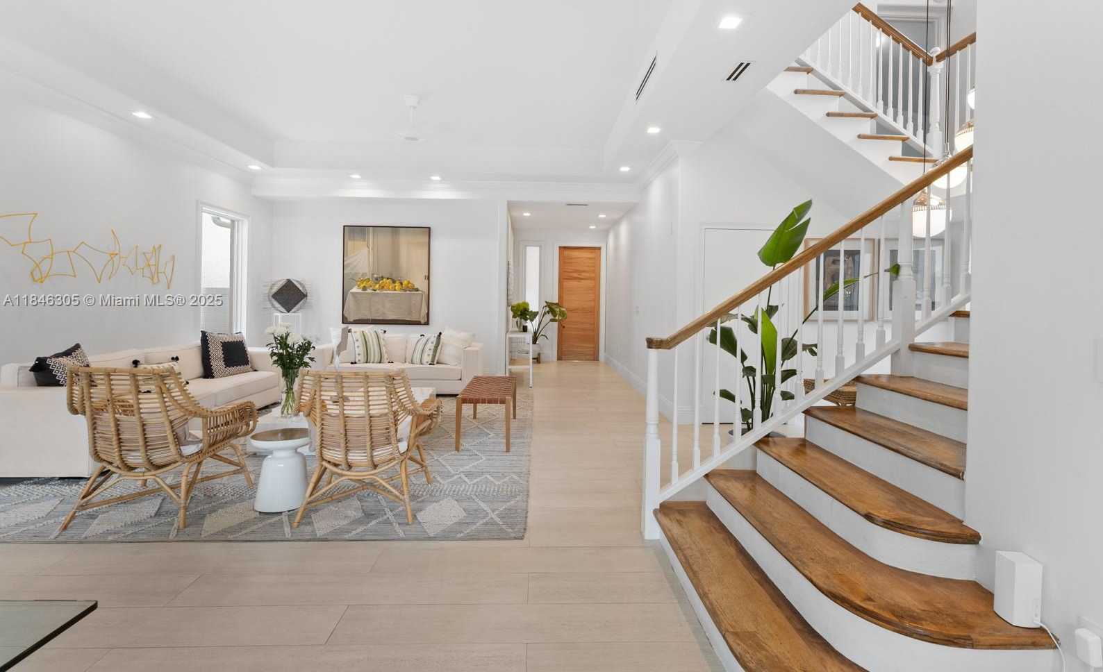 Small Image of 5 COCONUT LANE, Key Biscayne Number 12