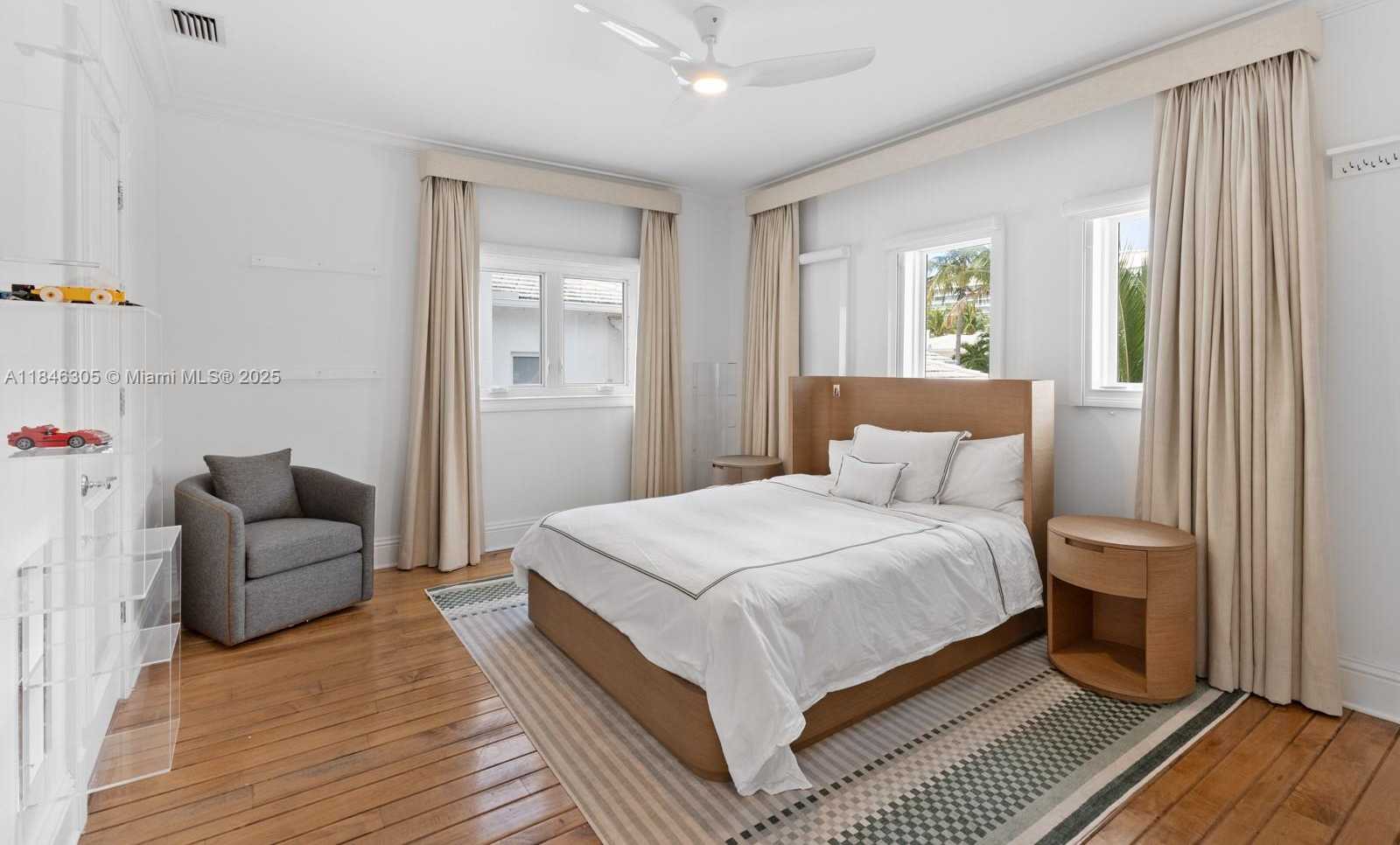 Small Image of 5 COCONUT LANE, Key Biscayne Number 16