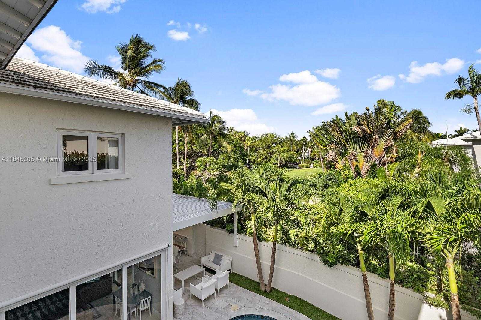 Small Image of 5 COCONUT LANE, Key Biscayne Number 24