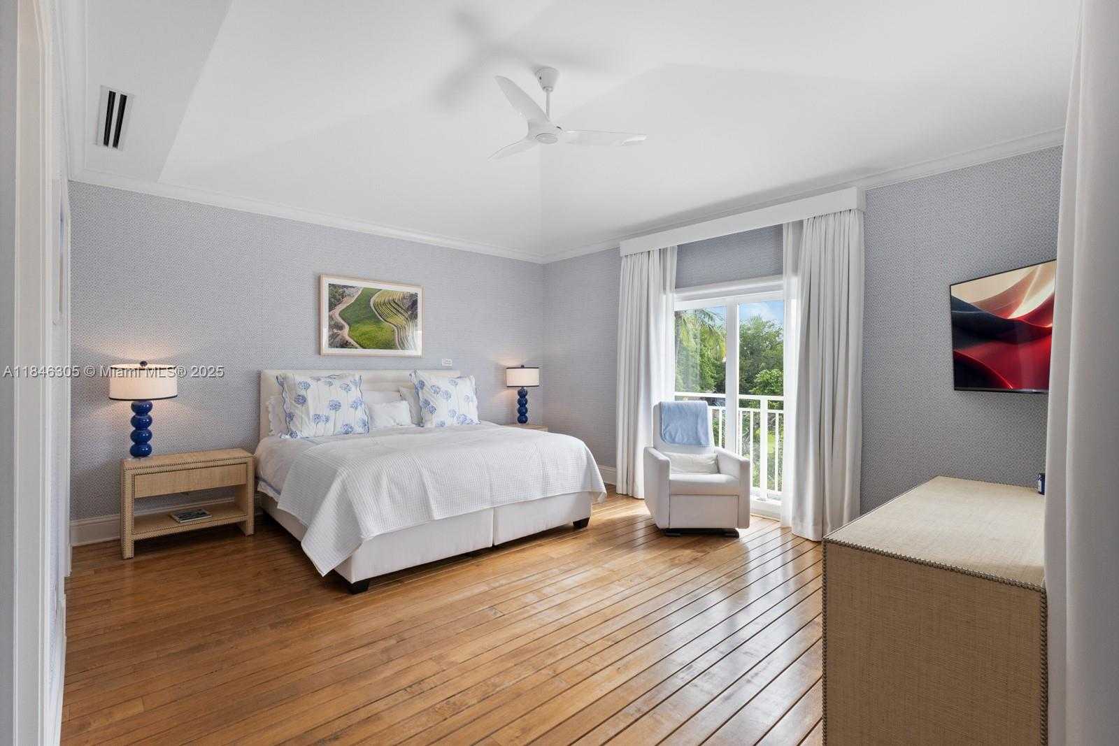 Small Image of 5 COCONUT LANE, Key Biscayne Number 26