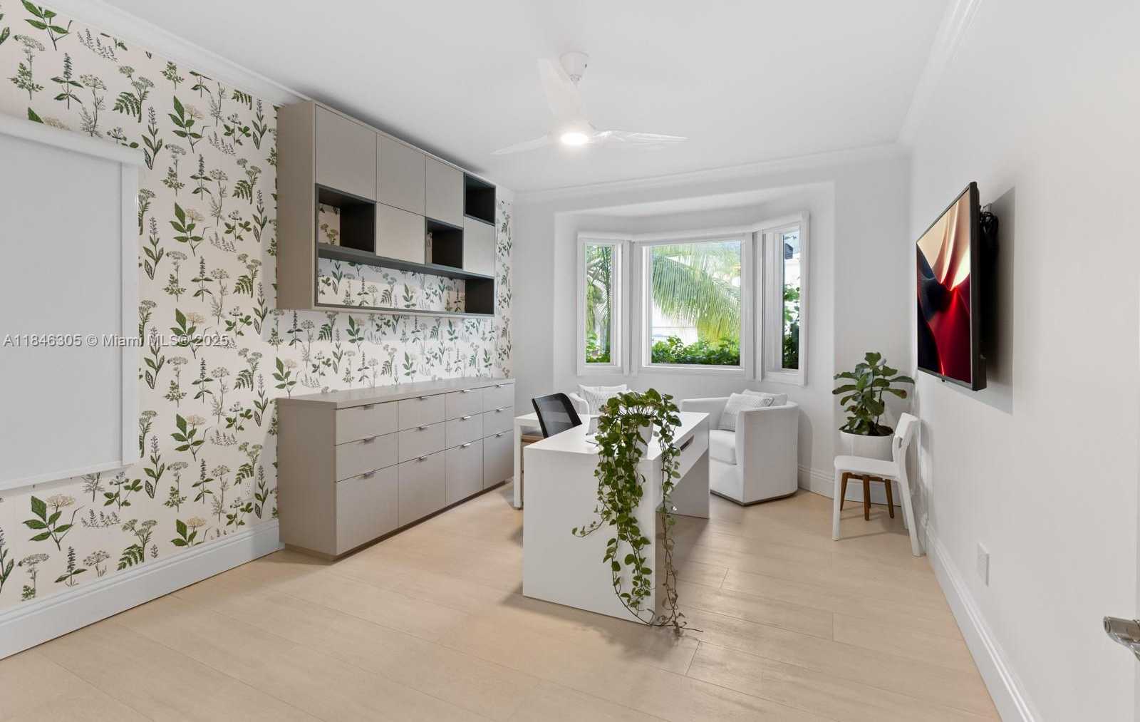 Small Image of 5 COCONUT LANE, Key Biscayne Number 32