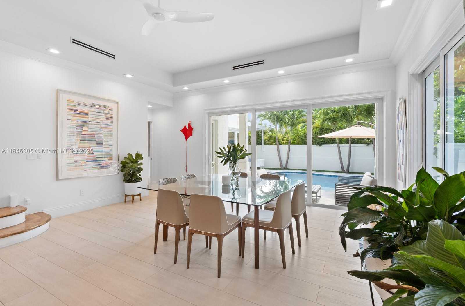 Small Image of 5 COCONUT LANE, Key Biscayne Number 5