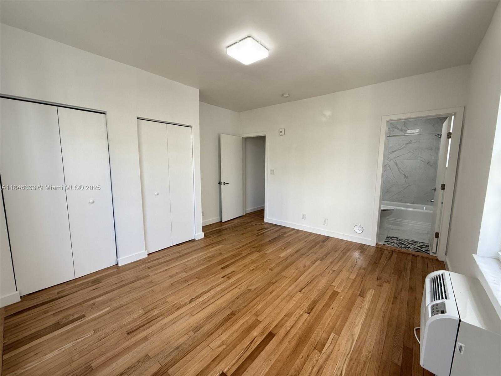 Small Image of 1552 EUCLID AVE #2, Miami Beach Number 12