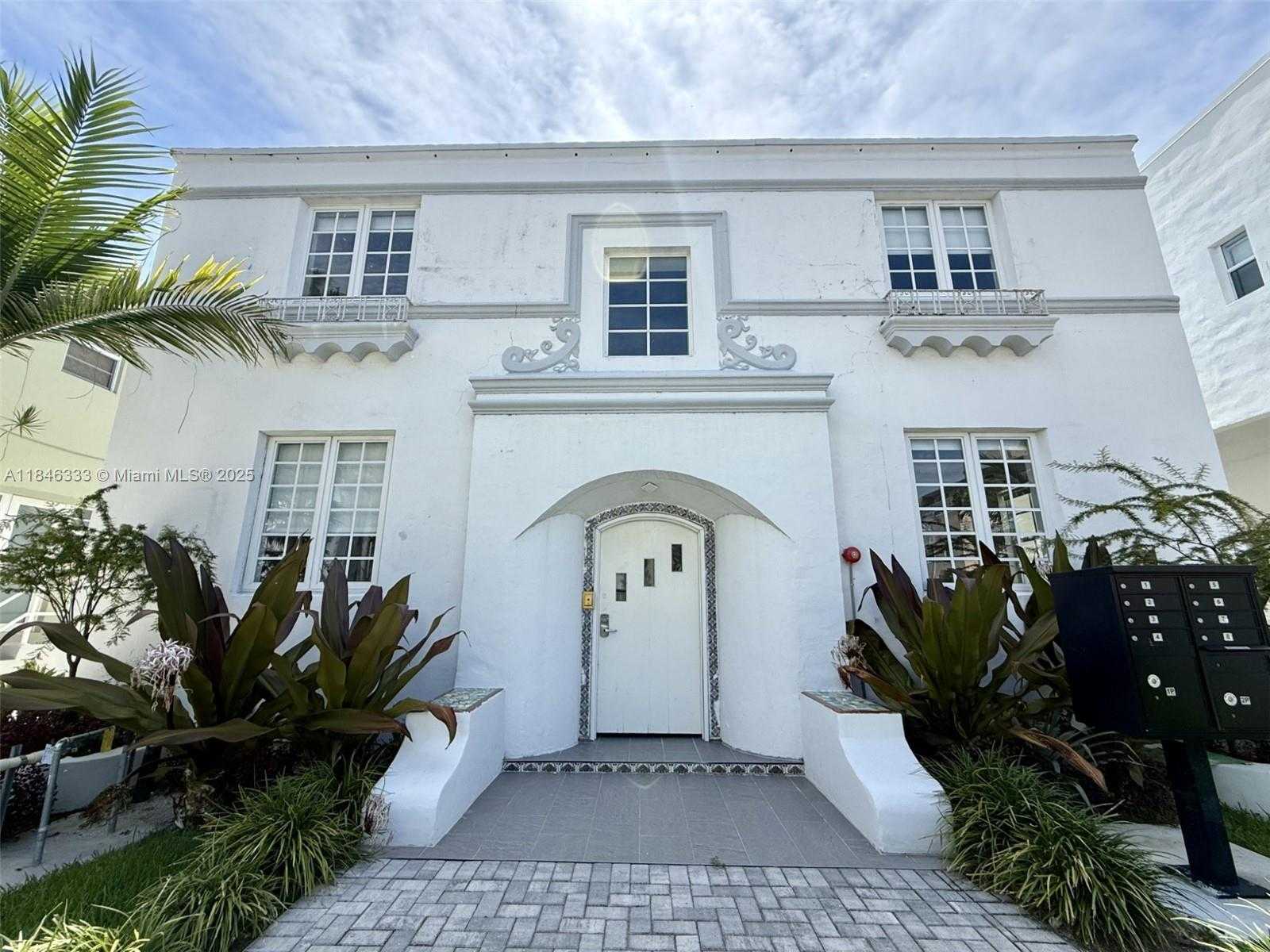 Small Image of 1552 EUCLID AVE #2, Miami Beach Number 13