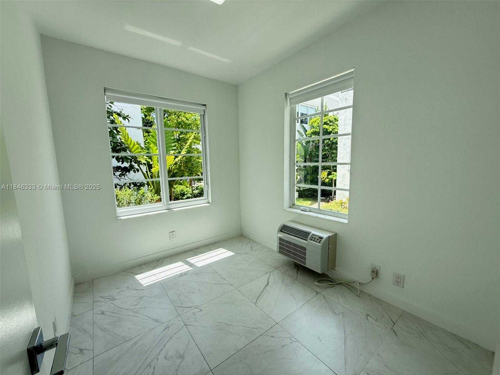 Small Image of 1552 EUCLID AVE #2, Miami Beach Number 7