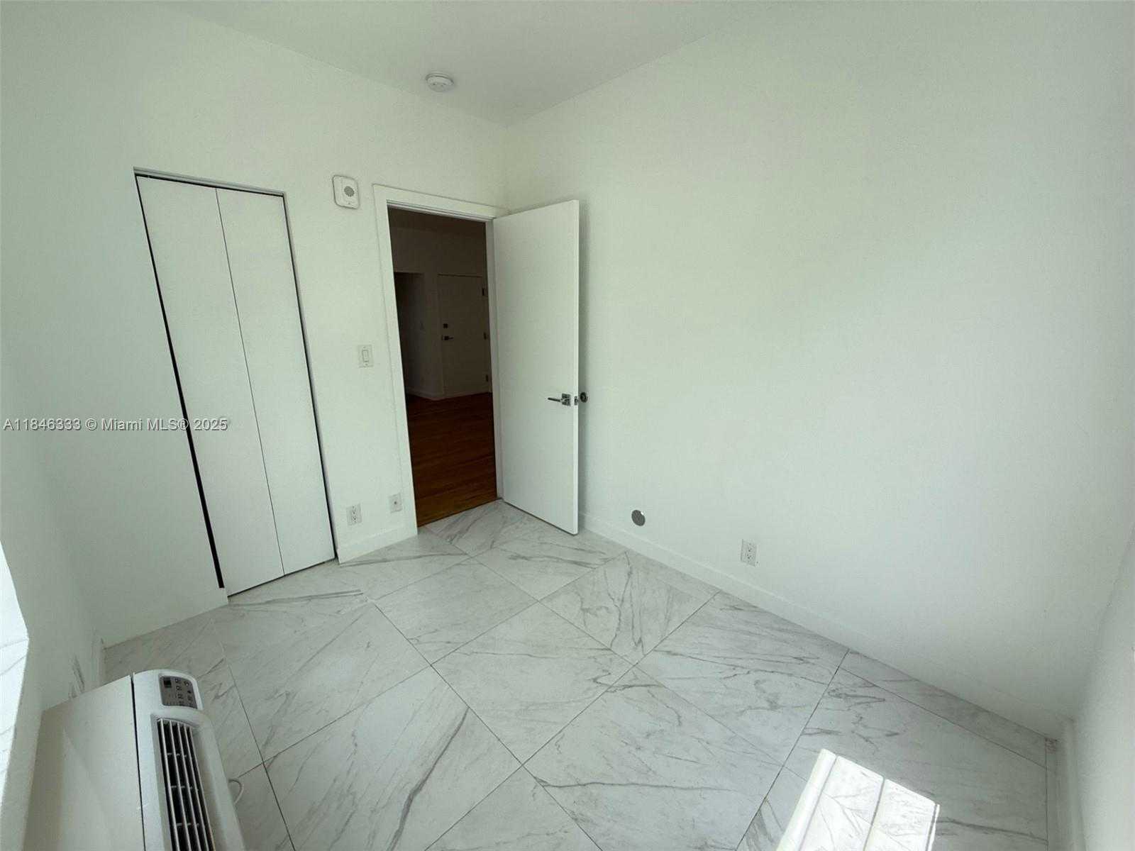 Small Image of 1552 EUCLID AVE #2, Miami Beach Number 8