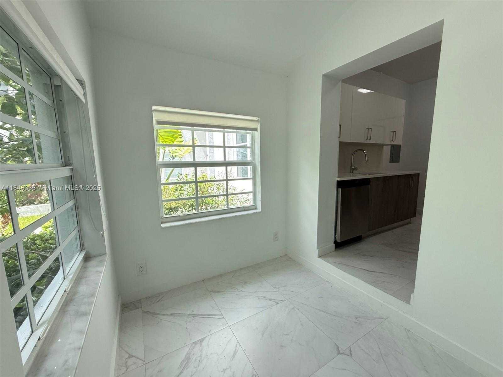 Small Image of 1552 EUCLID AVE #2, Miami Beach Number 9