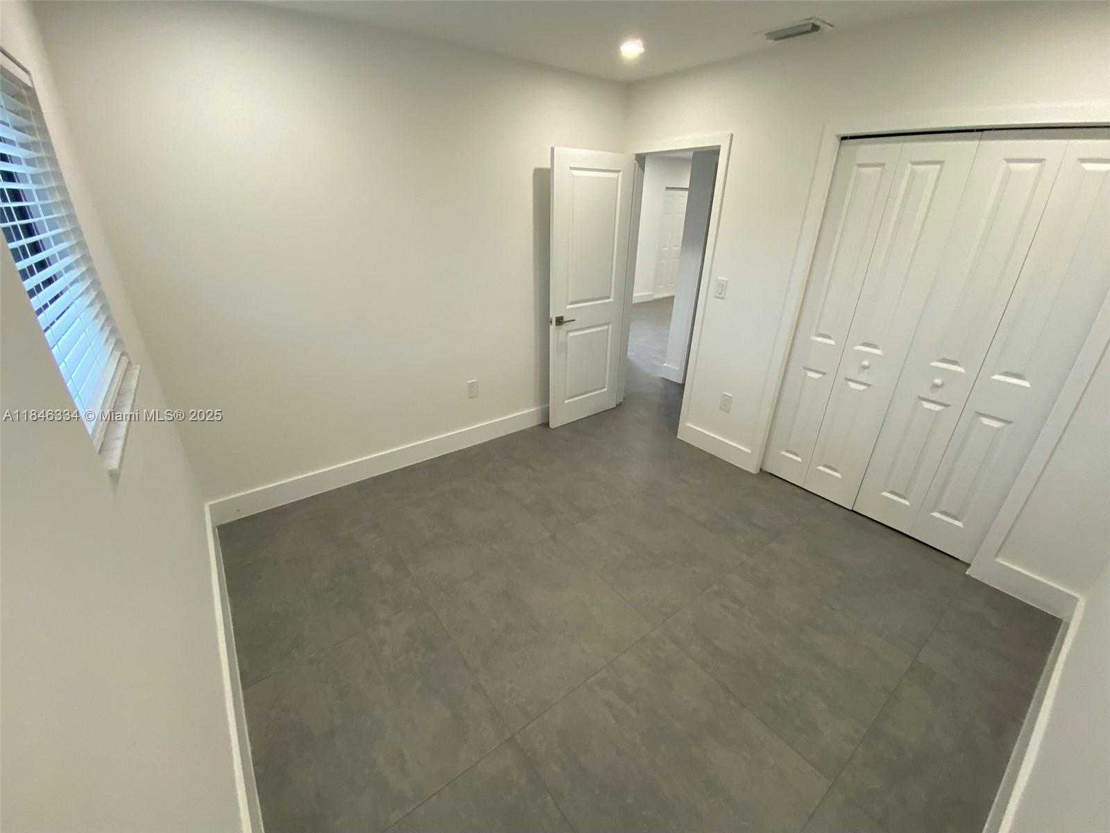 Small Image of 9801 SOUTH WEST 55TH ST, Miami Number 11