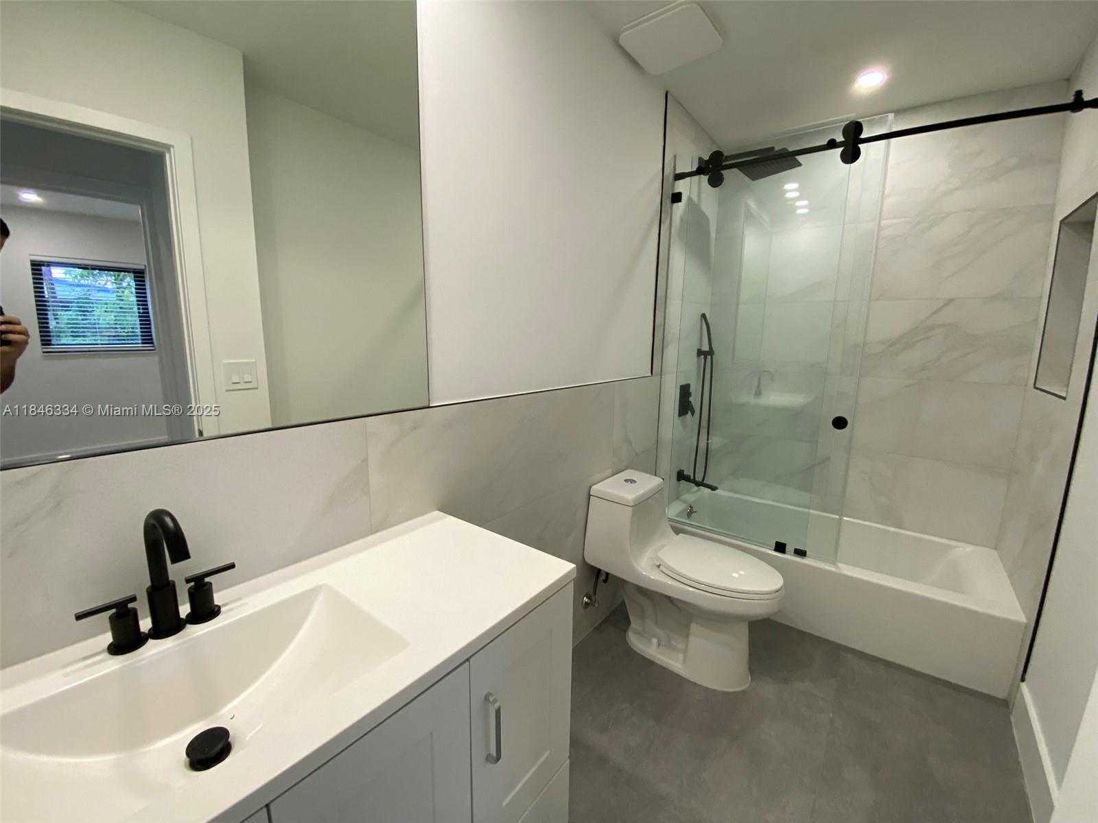 Small Image of 9801 SOUTH WEST 55TH ST, Miami Number 7