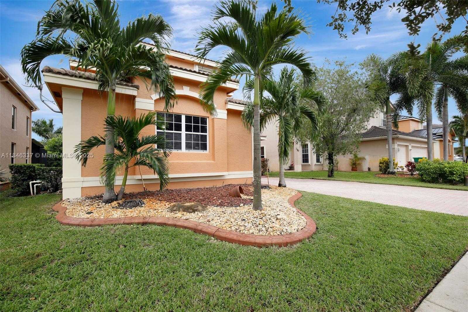 Imagen de Pequeño Objeto