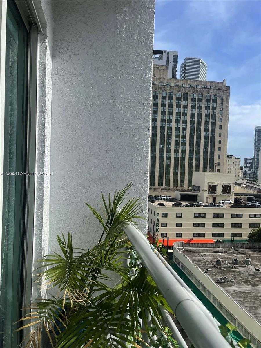 Small Image of 133 NORTH EAST 2ND #817, Miami Number 10