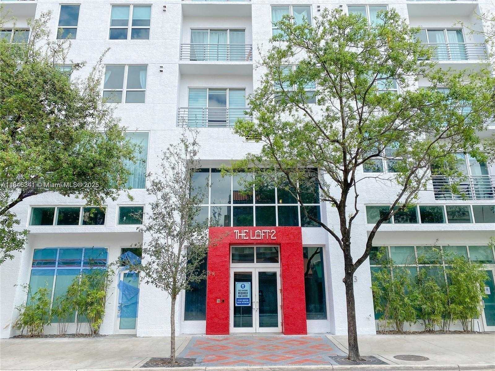 Small Image of 133 NORTH EAST 2ND #817, Miami Number 21
