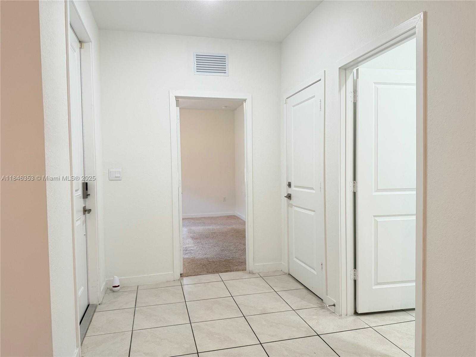 Small Image of 1743 SOUTH EAST 9TH TER #1743, Homestead Number 12