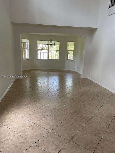 Small Image of 4421 EAST SENECA AVE #., Weston Number 3