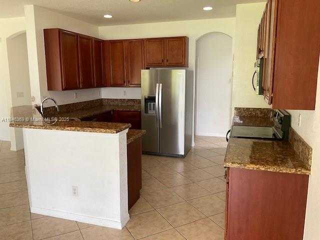 Small Image of 4421 EAST SENECA AVE #., Weston Number 7