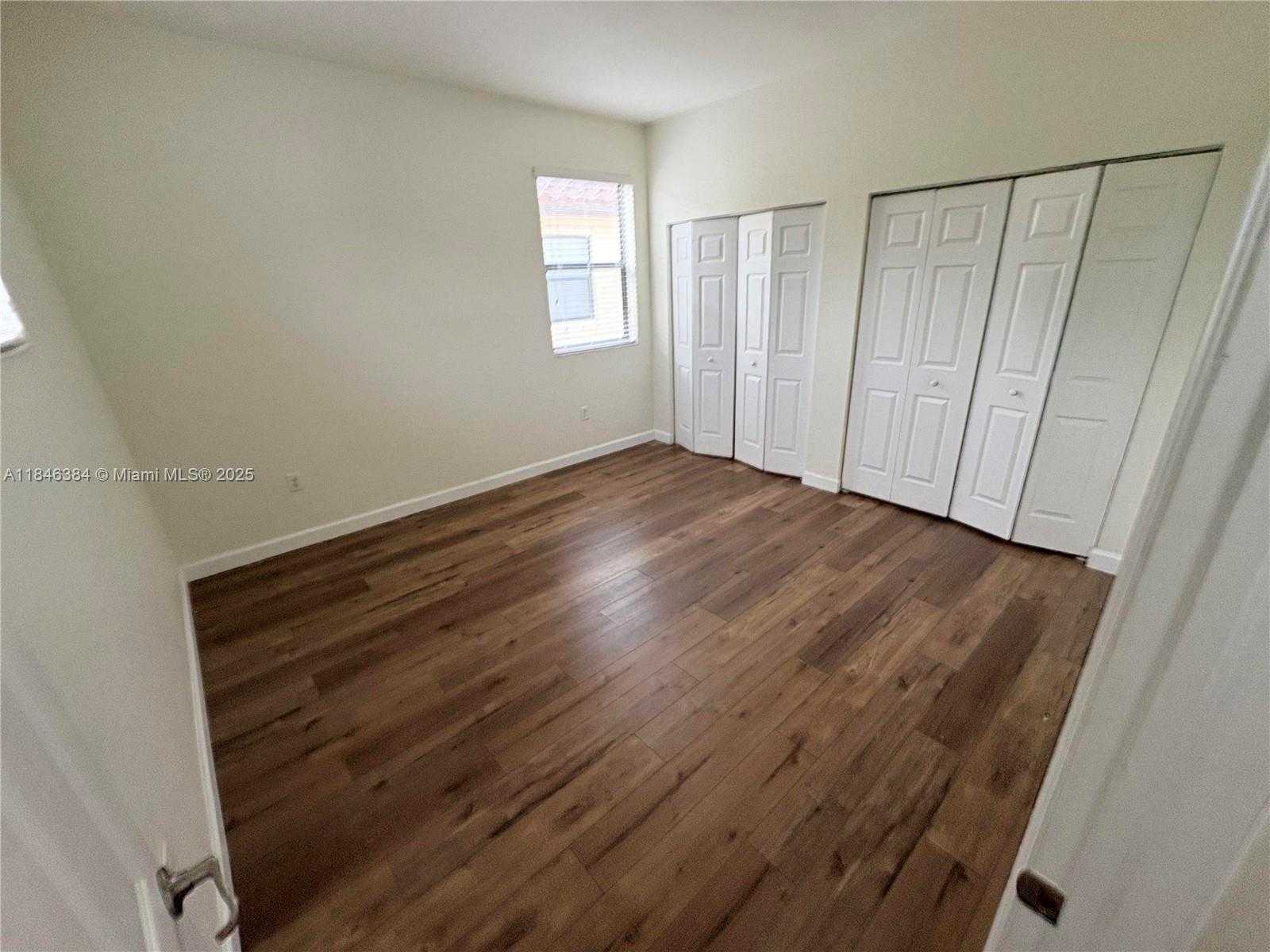 Small Image of 3501 WEST 92ND PL, Hialeah Number 37