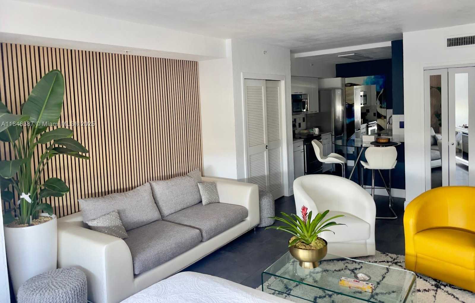 Small Image of 1500 BAY RD #384S, Miami Beach Number 5